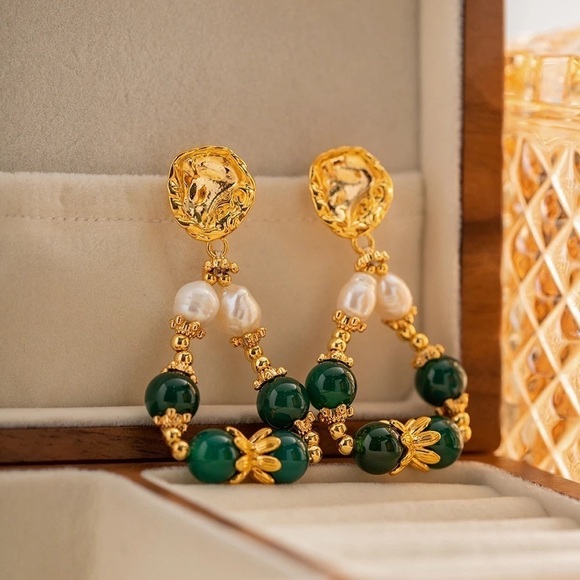 18K Gold Plated Green Agate Drop Earrings - Picture 1 of 7